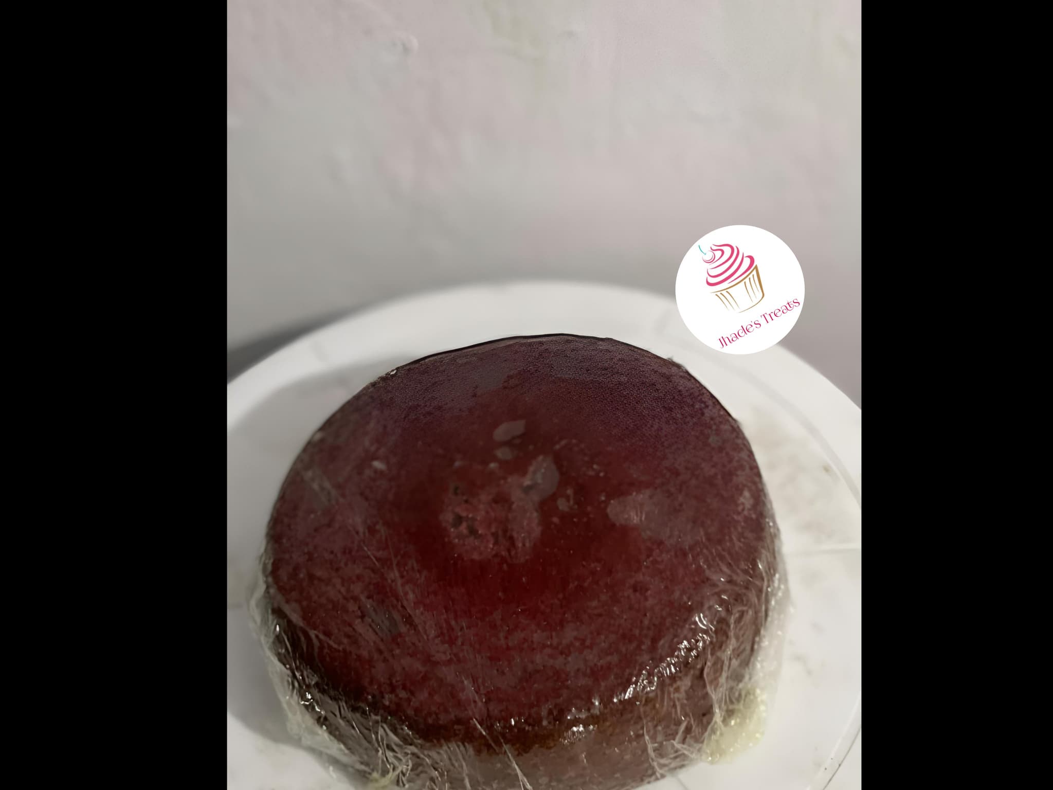 6 inch Naked red velvet cake